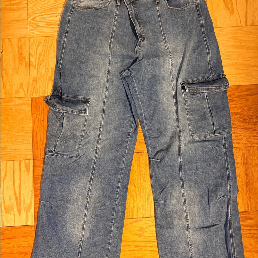 Fashion Nova Women's Faded Blue Wide Leg Cargo Jeans